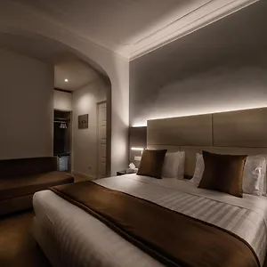 Trinità Grand Roma