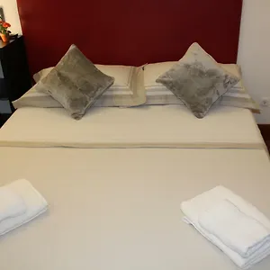 2* Pensión Sereno